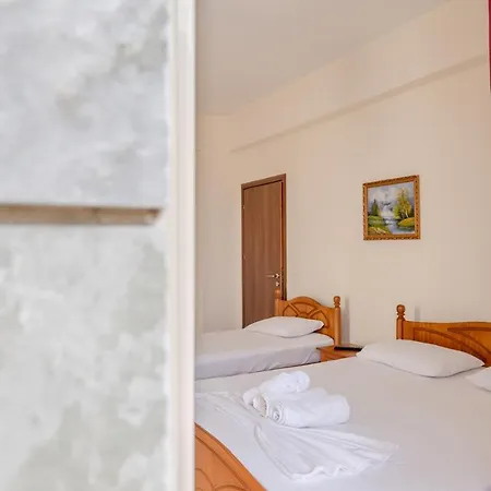 Dhipali Σαράντα