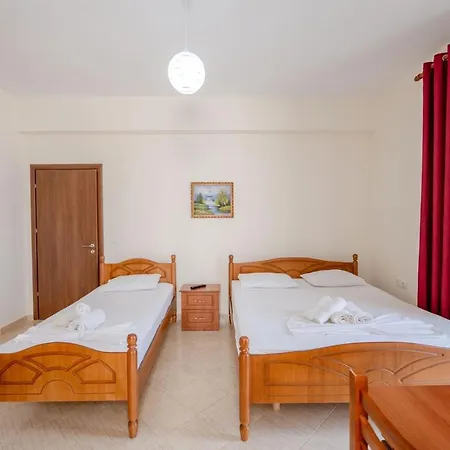 Dhipali Σαράντα