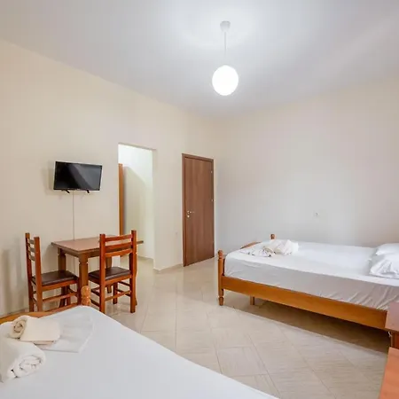 Πανσιόν Dhipali Σαράντα