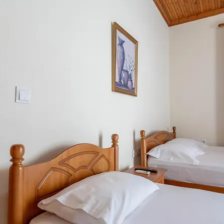 Dhipali Σαράντα